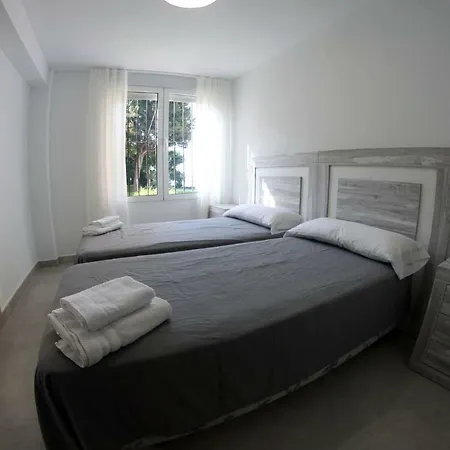 Playa Bella 2-1b Апартаменты Эстепона