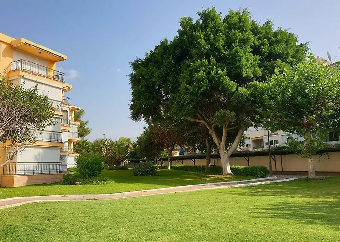 Playa Bella 2-1b * Εστεπόνα